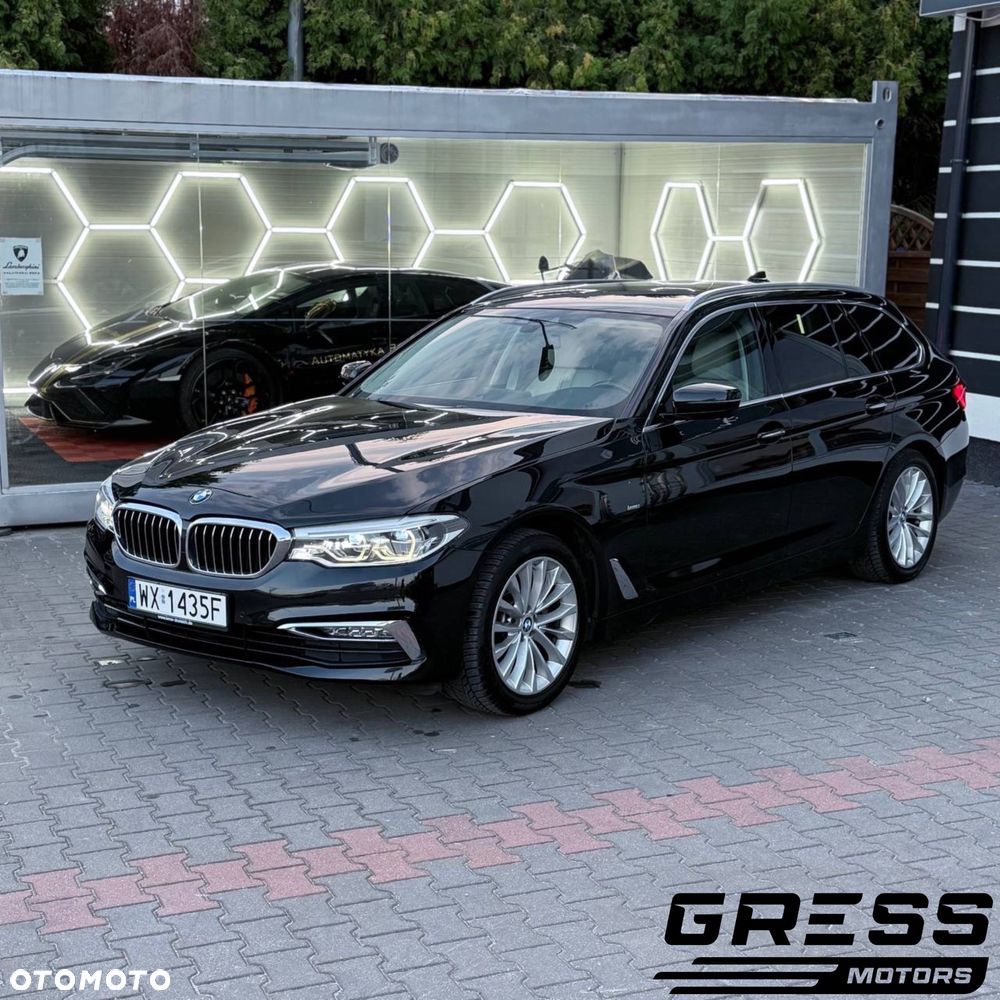 BMW Seria 5 520d Luxury Line