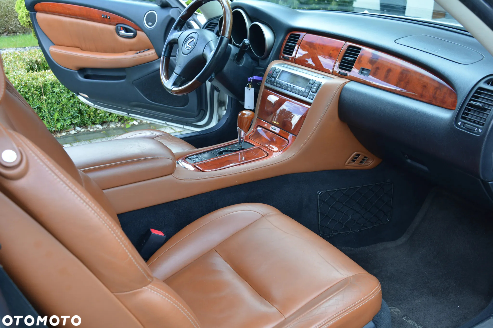 Lexus SC 430 - 23