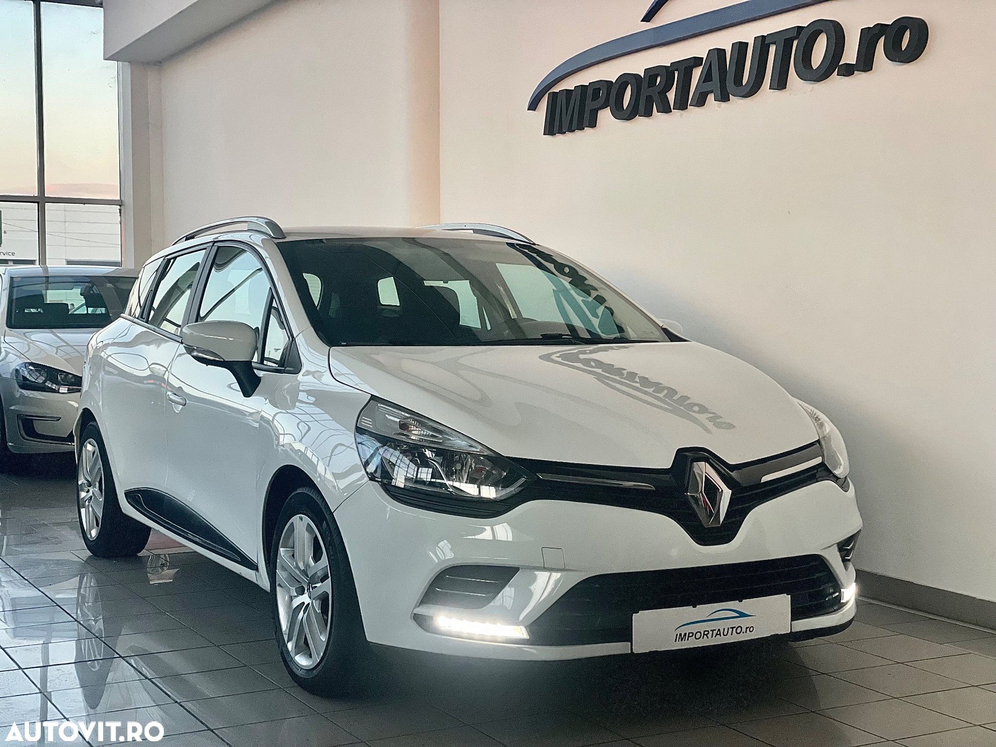 Renault Clio Grandtour (Energy) TCe 90 Start & Stop LIMITED - 23