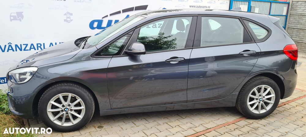 BMW Seria 2 216d - 3