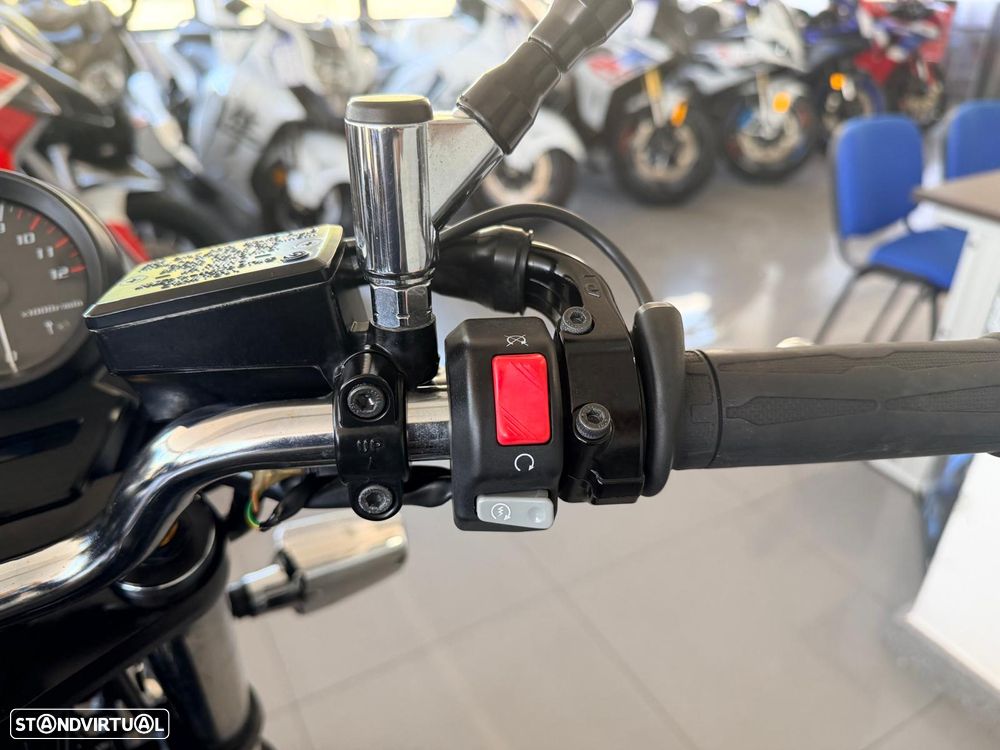 Yamaha XJR 1300 - 7