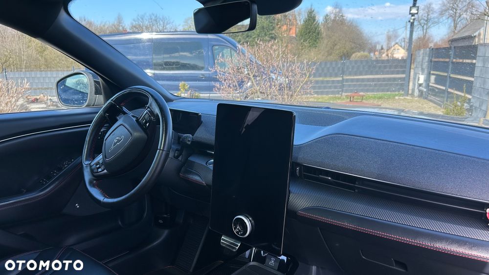 Ford Mustang Mach-E AWD PREMIUM - 27
