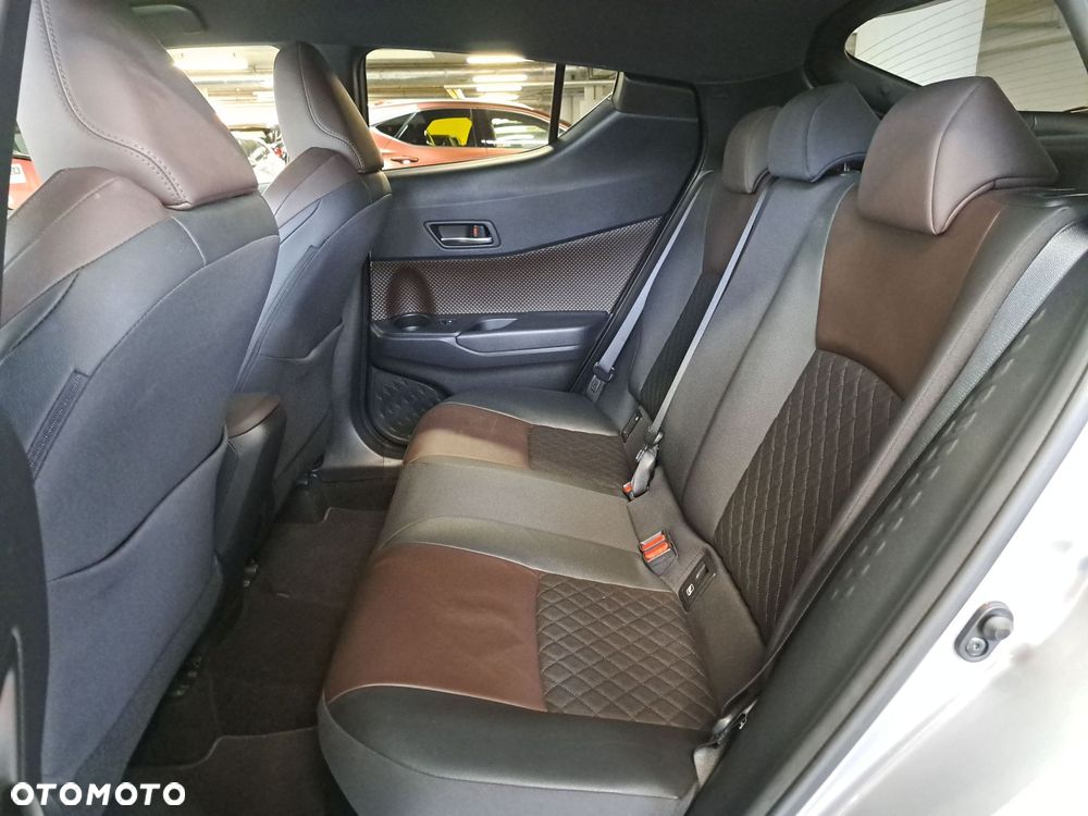 Toyota C-HR 1.8 Hybrid Prestige - 13