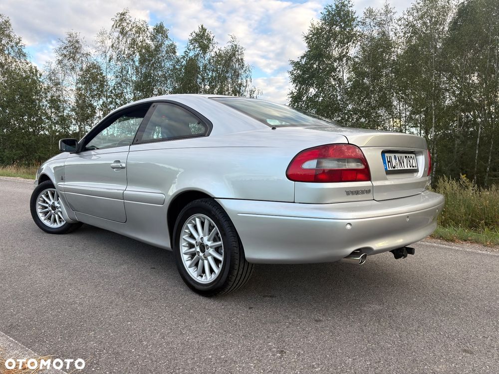 Volvo C70 2.4 - 15
