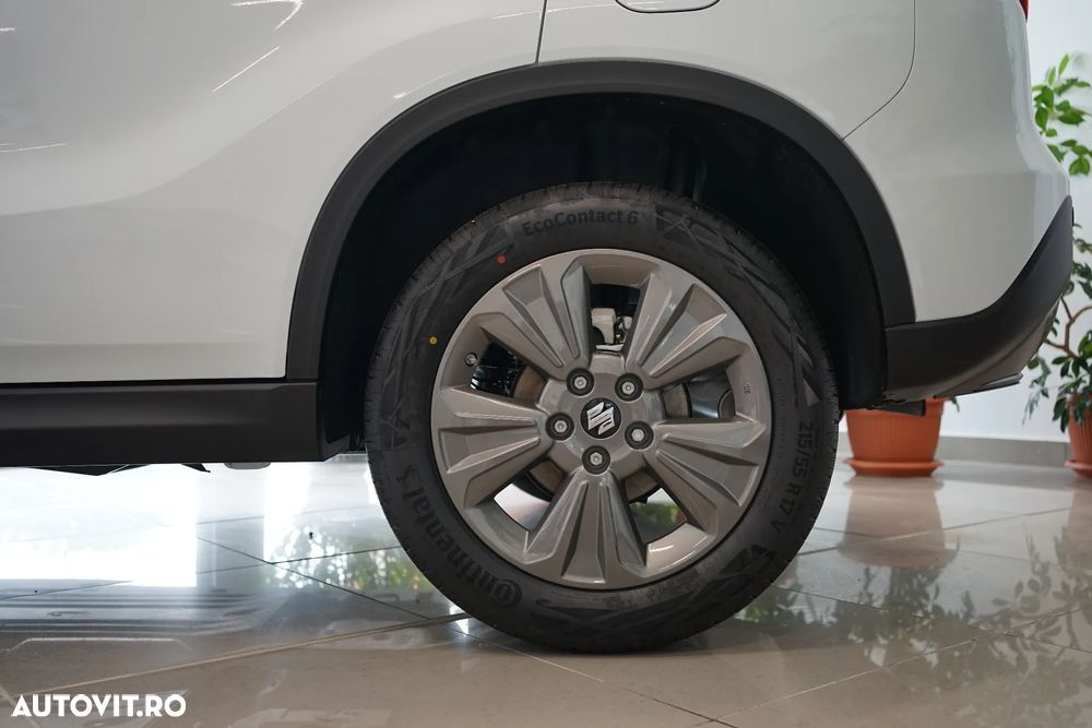 Suzuki Vitara 1.4 Boosterjet AllGrip 6AT MHEV Passion - 6