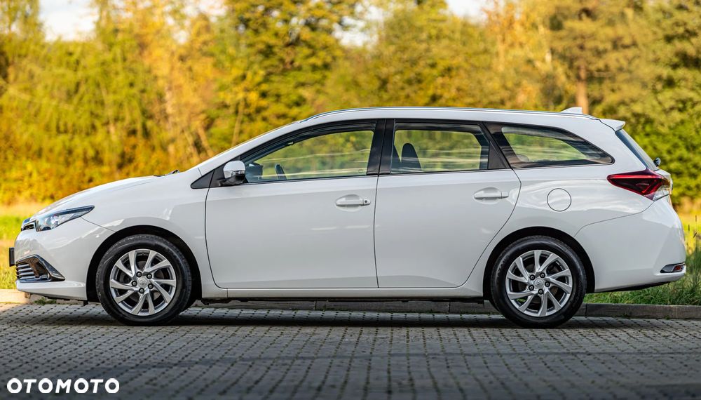 Toyota Auris 1.2 T Dynamic - 15