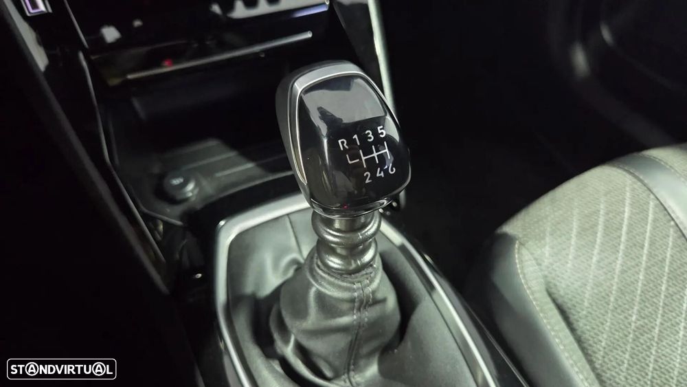 Peugeot 2008 PureTech 100 Stop&Start Allure - 30