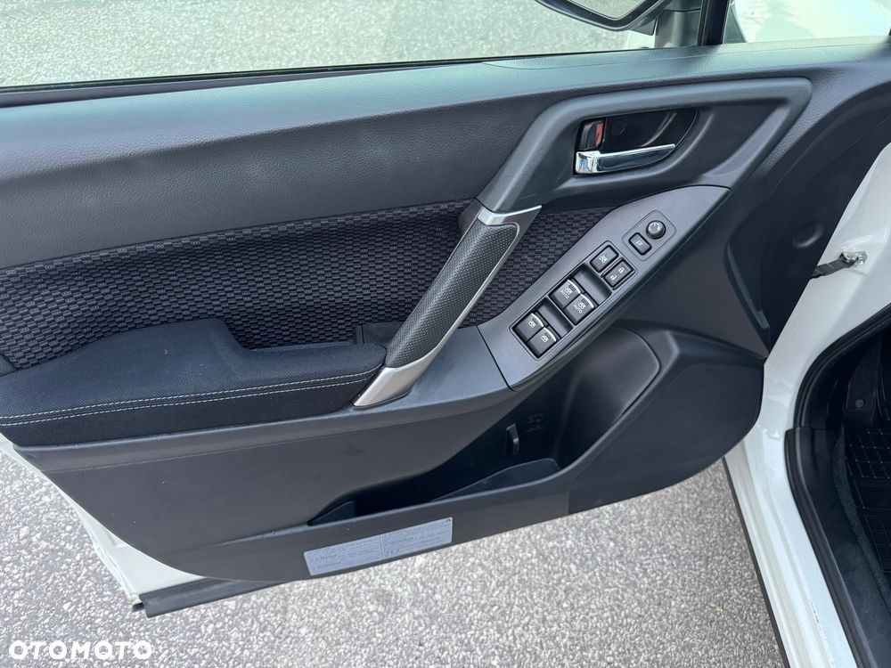 Subaru Forester 2.0X Edition - 25