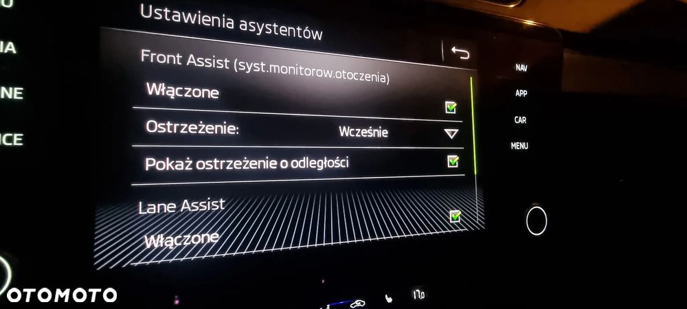 Skoda Superb 2.0 TDI Style - 24