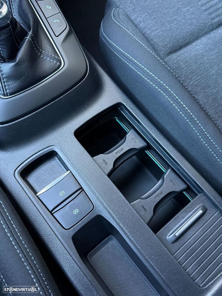 Ford Focus 1.5 TDCi ECOBlue Active - 25