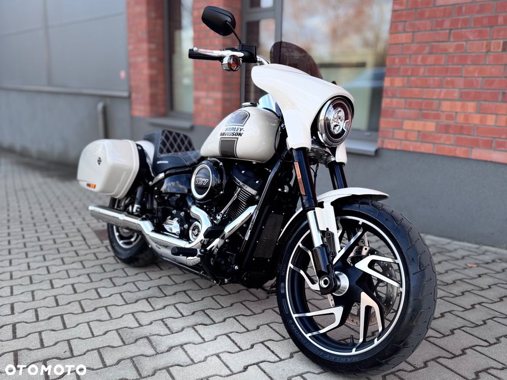 Harley-Davidson Softail Sport Glide - 2