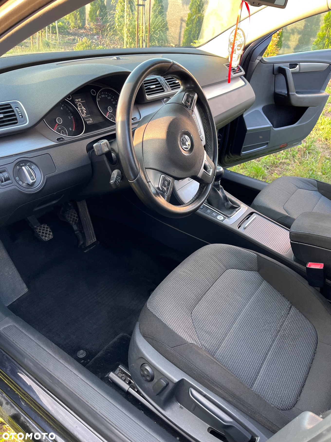 Volkswagen Passat - 9