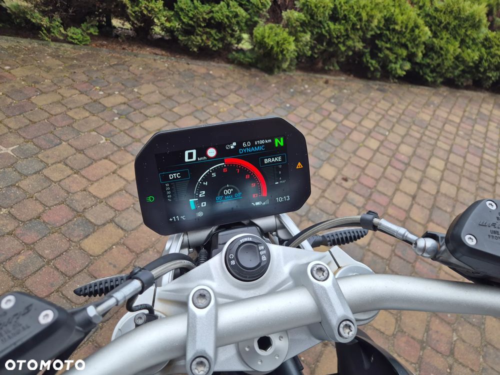 BMW R - 32