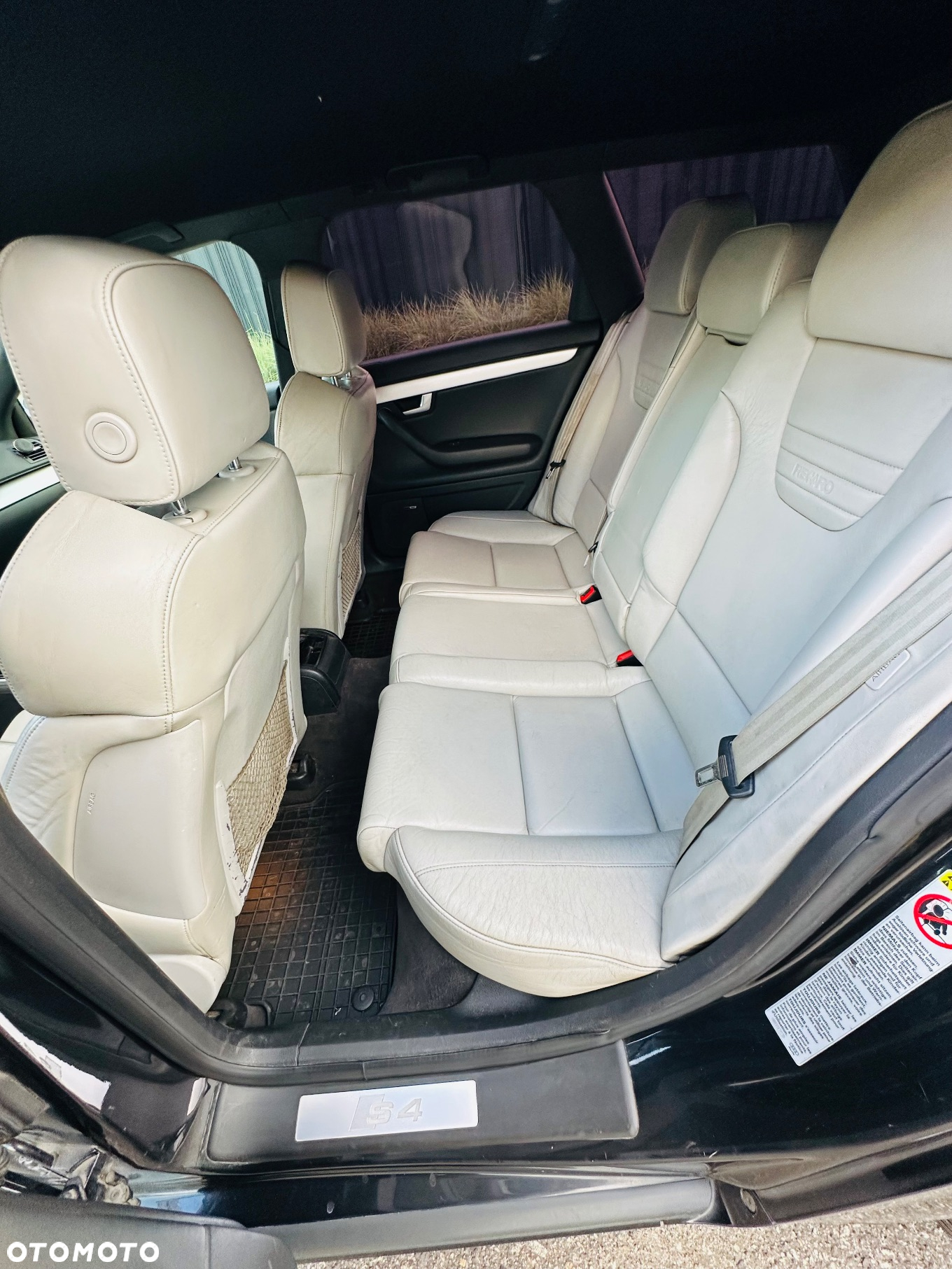 Audi S4 Limousine 4.2 Quattro - 10