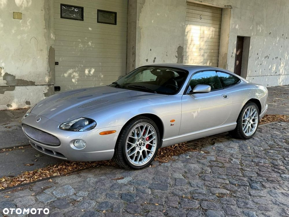 Jaguar XK8