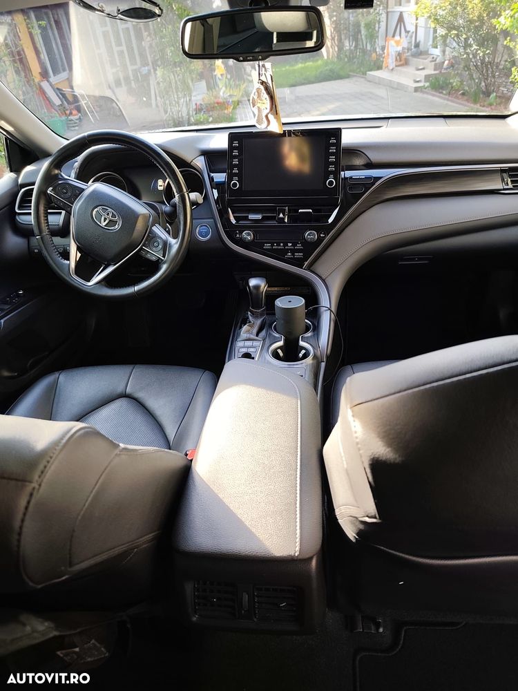 Toyota Camry 2.5 Exclusive - 11