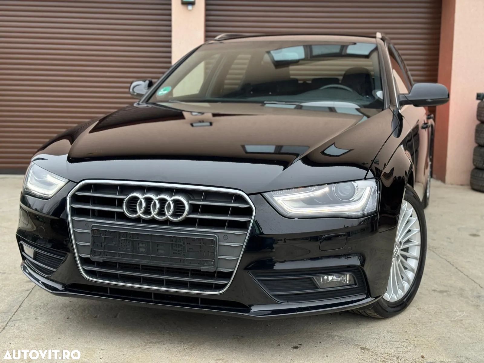 Audi A4 Avant 2.0 TDI DPF multitronic S line Sportpaket - 1