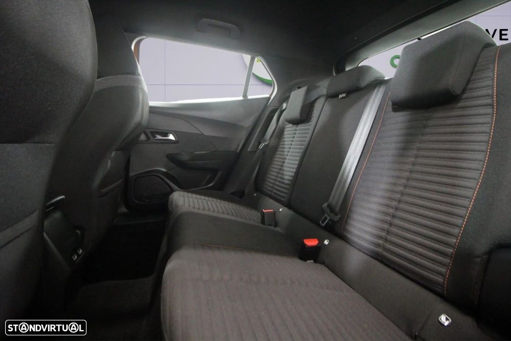 Peugeot e-2008 50 kWh Active Pack - 13