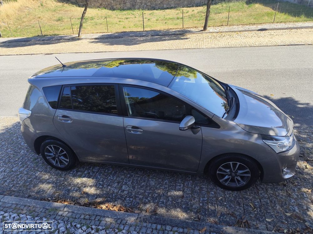 Toyota Verso 1.6 D-4D 7L S&S Skyview Edition - 6