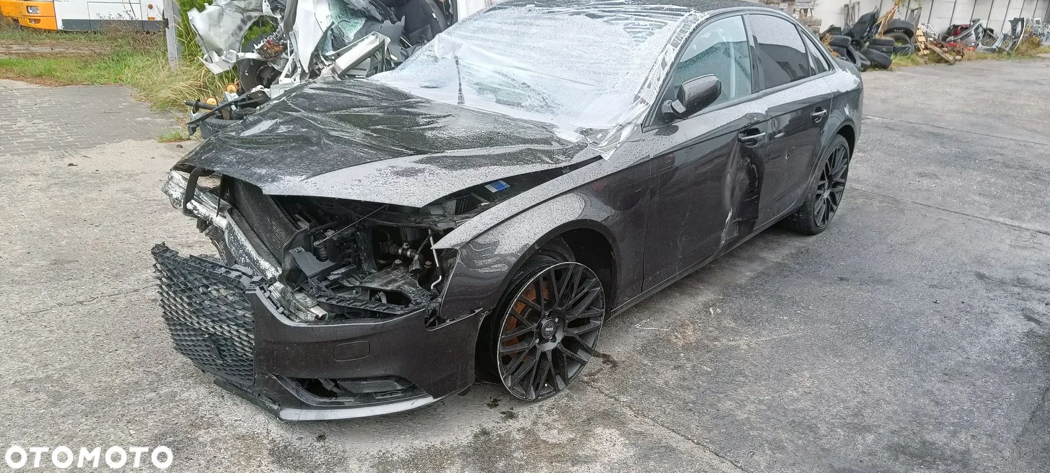 Audi A4 2.0 TDI Design - 1