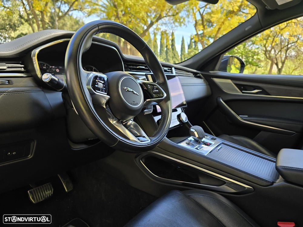 Jaguar F-Pace — fotografia 6