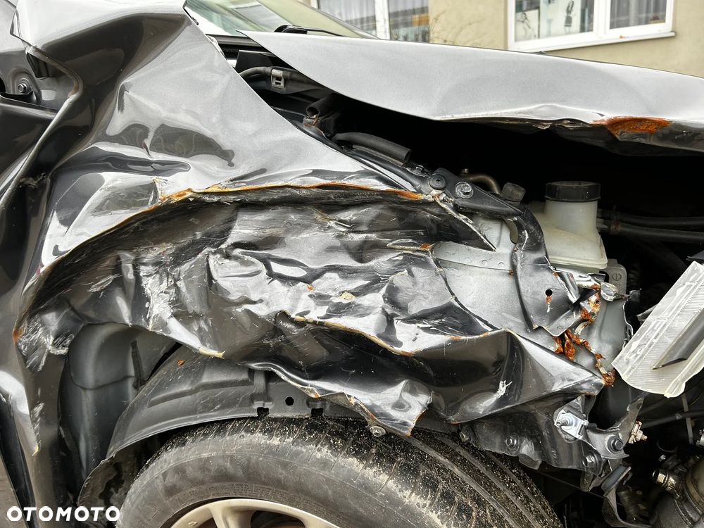 Mazda 5 - 12