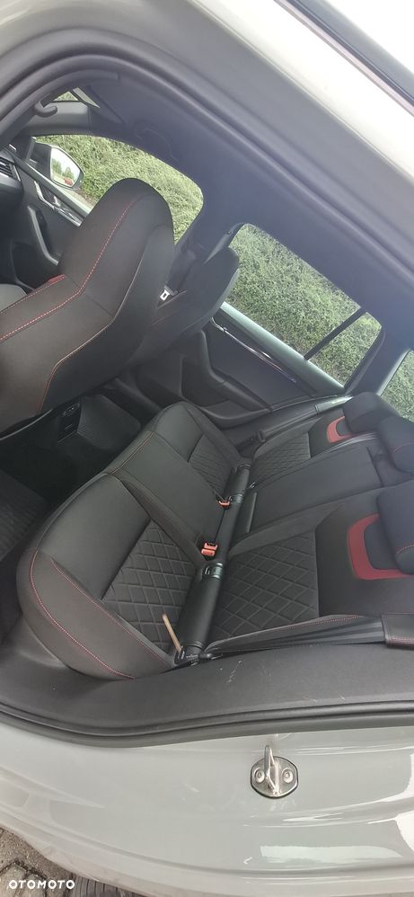 Skoda Octavia 2.0 TDI 4x4 RS DSG - 18