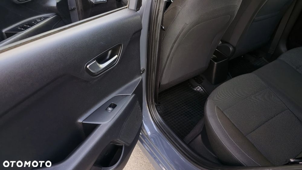 Kia Rio 1.2 L - 26