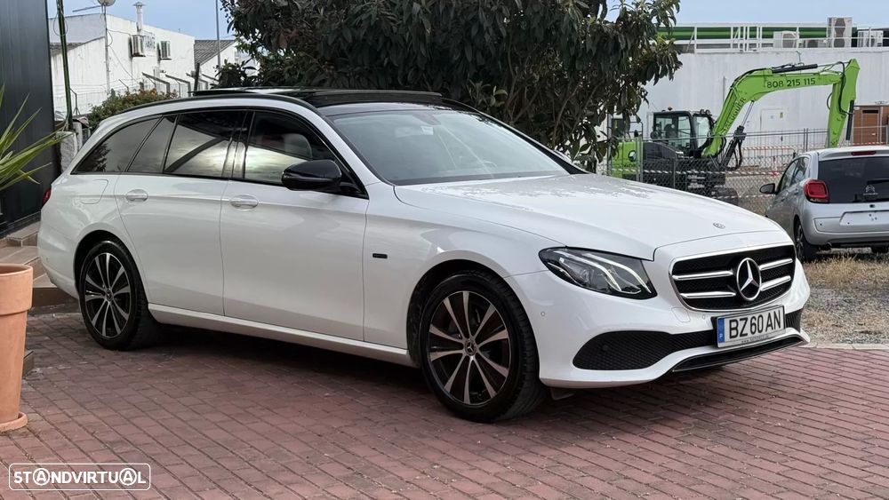 Mercedes-Benz E 300 de Avantgarde 4Matic - 11