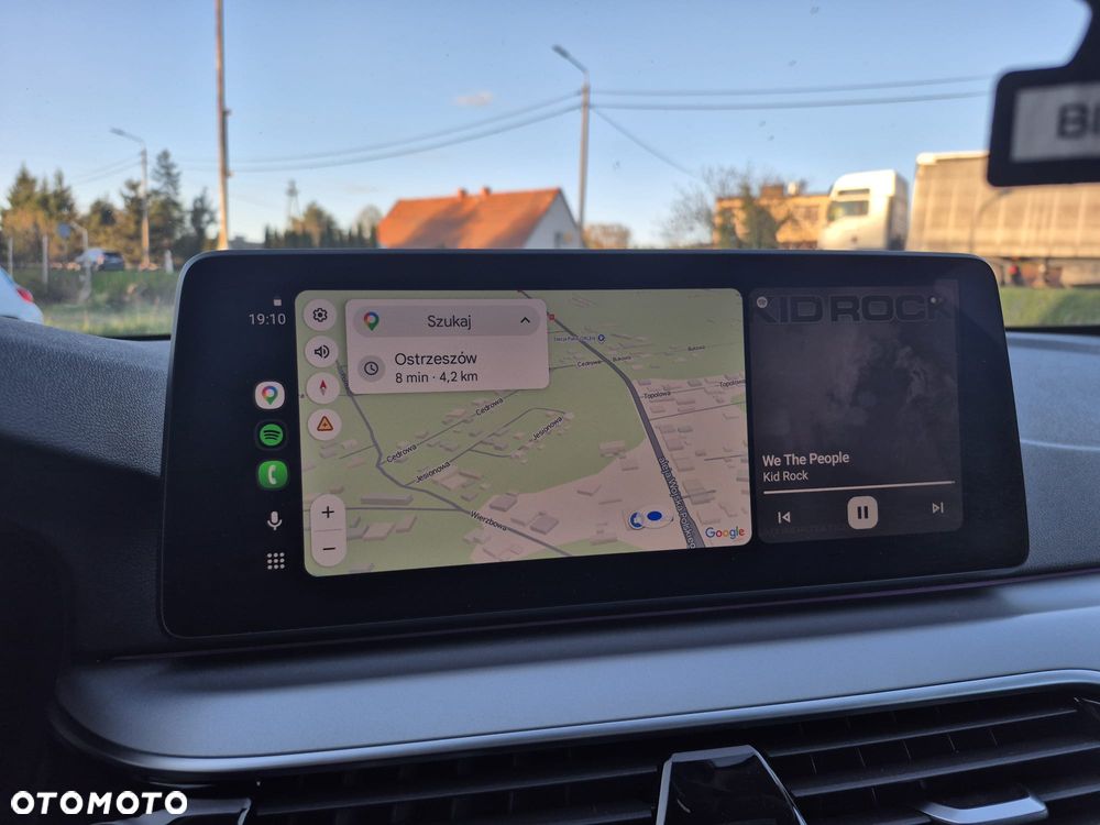 BMW Seria 5 520d xDrive - 14
