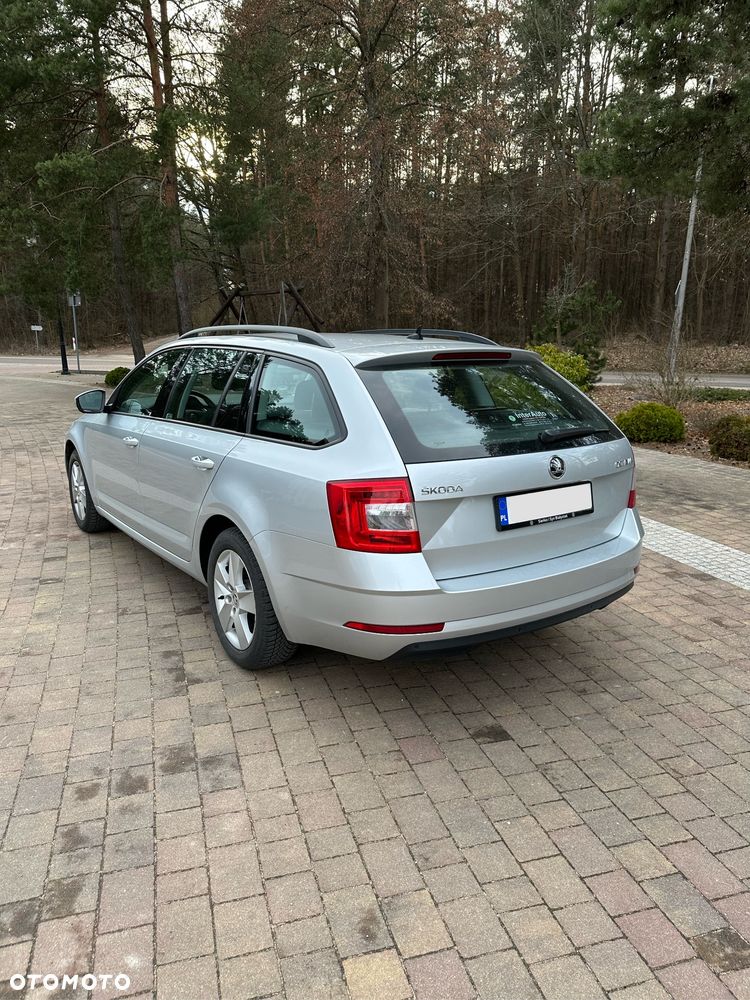 Skoda Octavia 1.6 TDI Ambition - 4