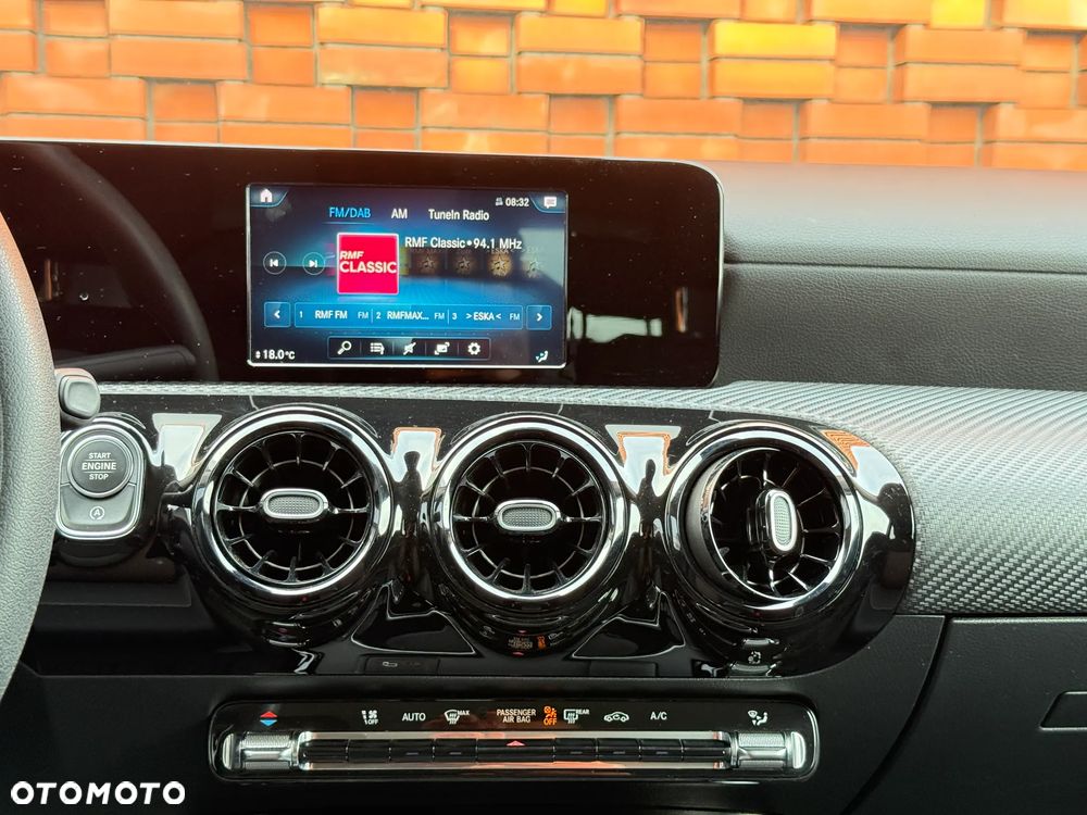 Mercedes-Benz Klasa A 200 d 4Matic 8G-DCT - 16