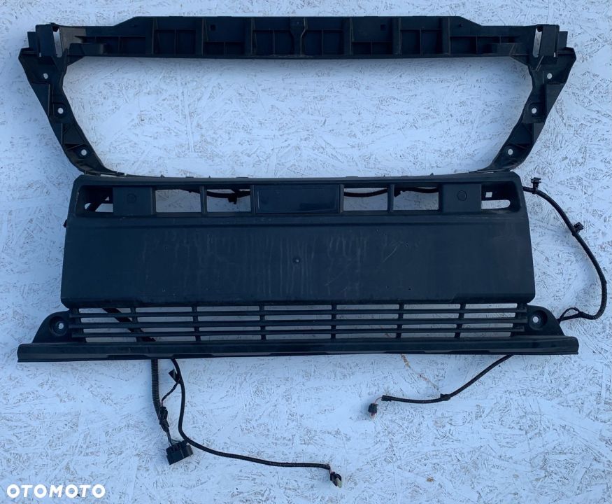 Środek Zderzaka Fiat Ducato Nowy Model Parktronik