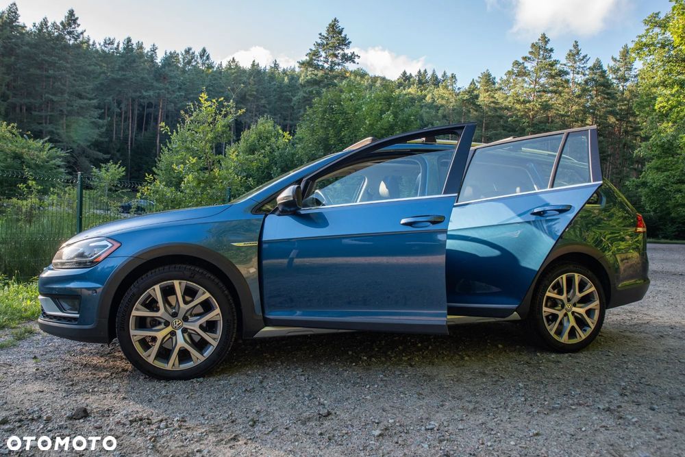 Volkswagen Golf - 16