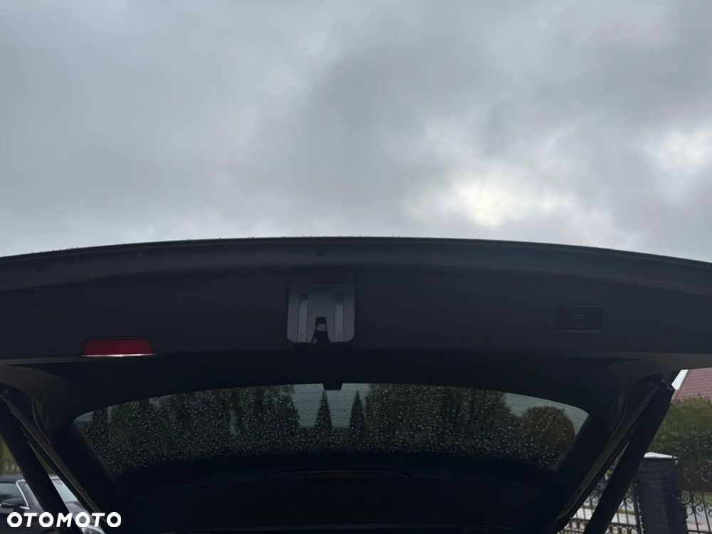 Volkswagen Tiguan 2.0 TDI R-Line DSG - 28