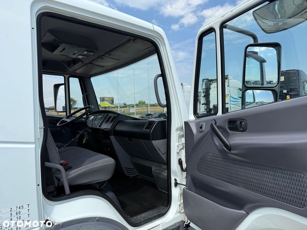 Nissan ATLEON 56.13 / HAKOWIEC / DMC 5600KG / TACHO TARCZKI / 49.000 KM ! ! ! / Z FRANCJI /  STAN BDB / / / - 21