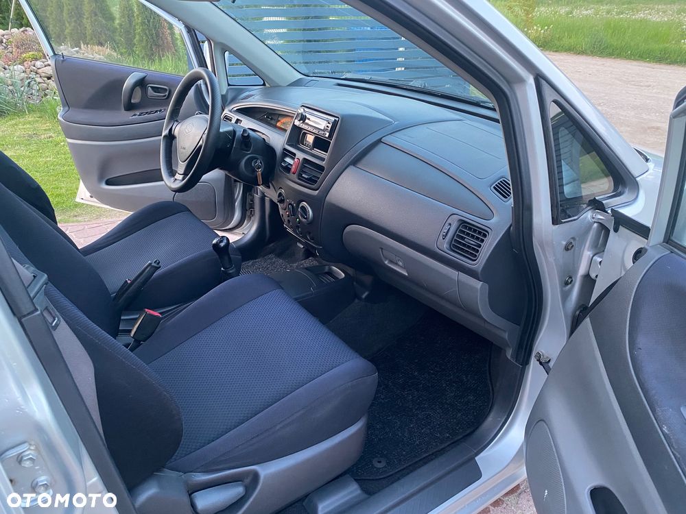 Suzuki Liana Kombi 1.6 4WD Comfort - 8