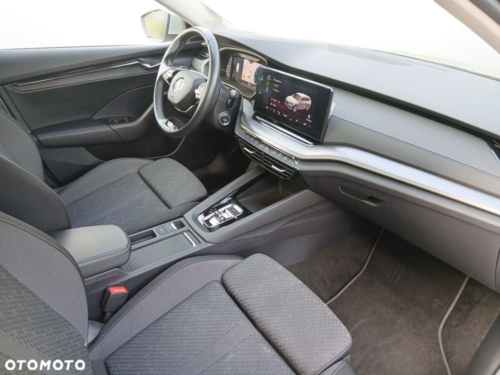 Skoda Octavia 2.0 TDI Style DSG - 23