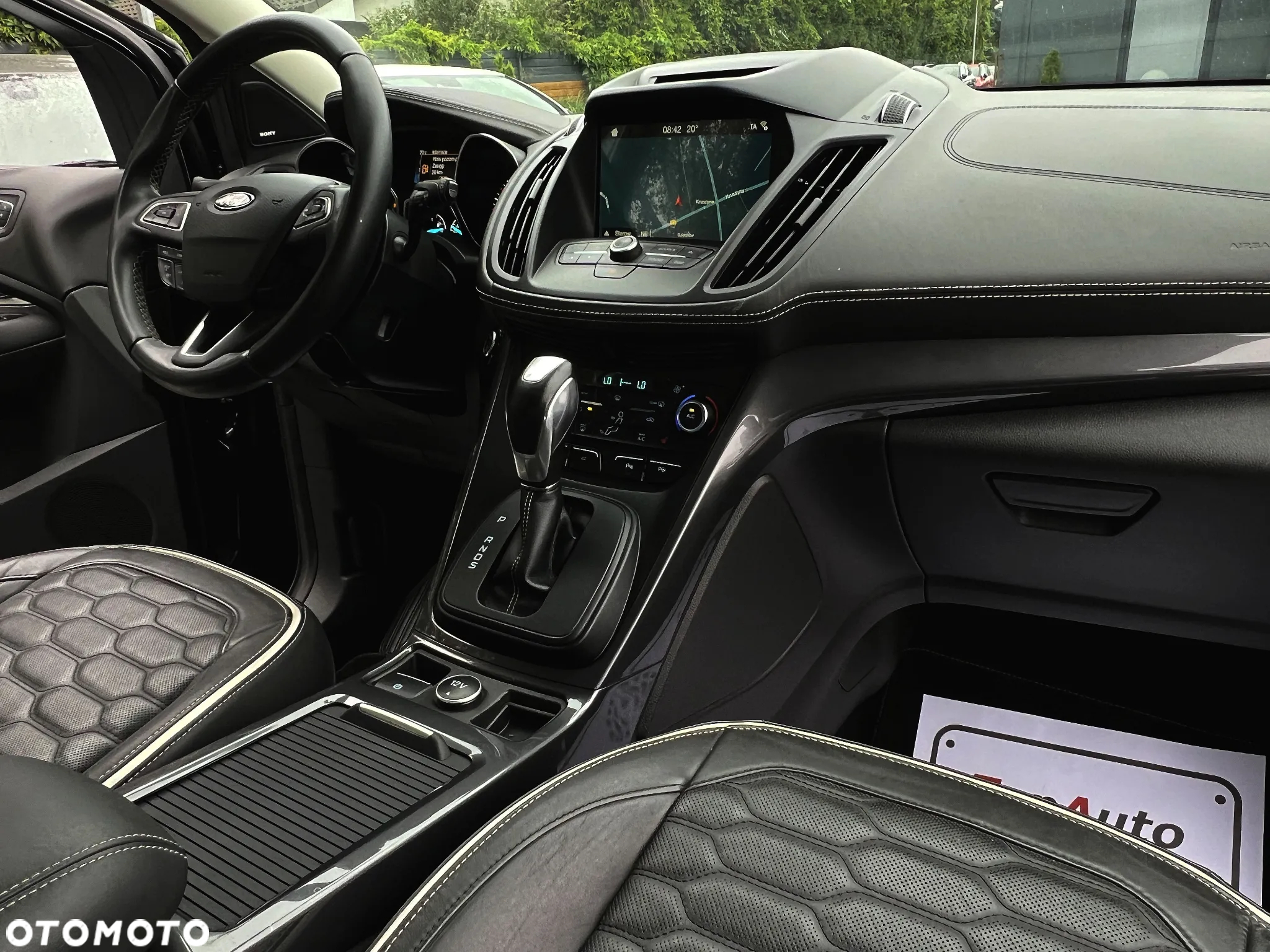 Ford Kuga 2.0 TDCi 4x4 Vignale - 17