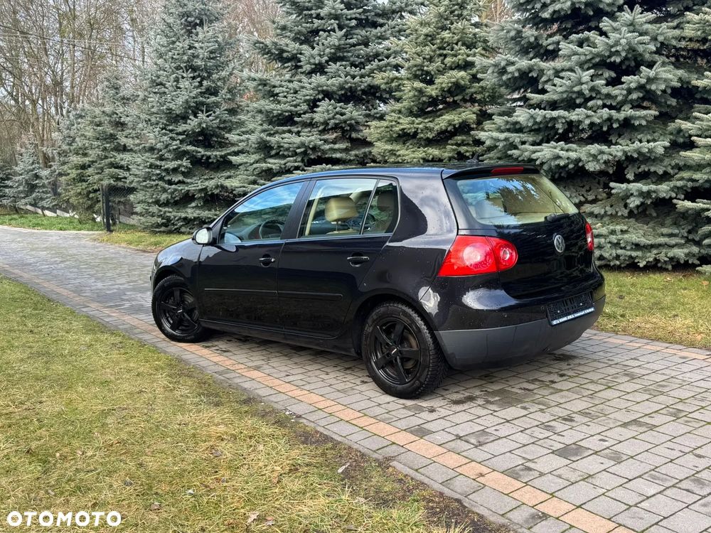 Volkswagen Golf 2.0 FSI Speed - 5