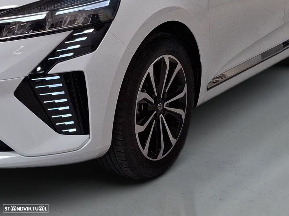 Renault Clio 1.0 TCe Techno Bi-Fuel - 4