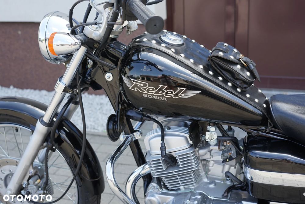Honda CA - 30