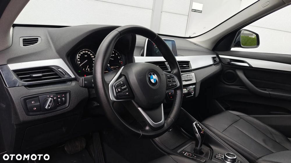BMW X1 sDrive18i Business Edition - 31