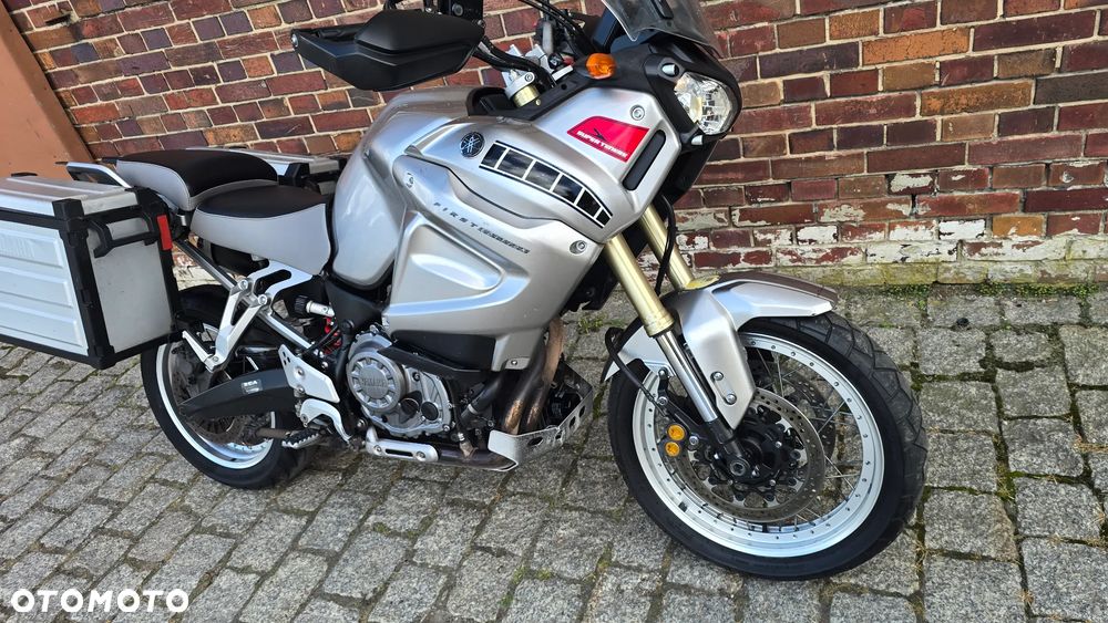 Yamaha XTZ - 27