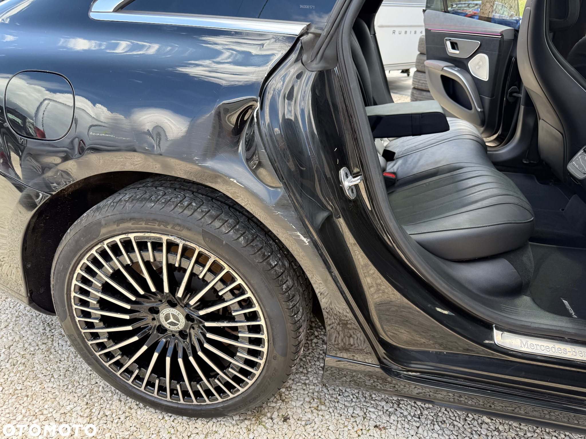 Mercedes-Benz EQS 450+ AMG Line - 32