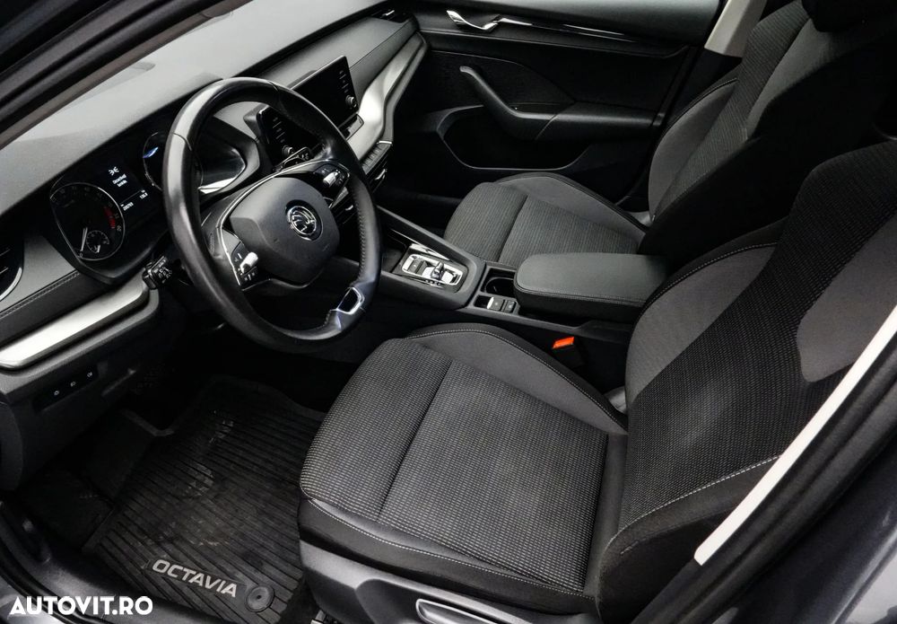 Skoda Octavia 2.0 TDI DSG Style - 11