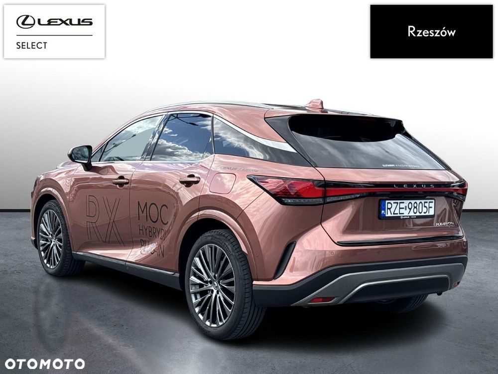 Lexus RX 450h+ Omotenashi - 3