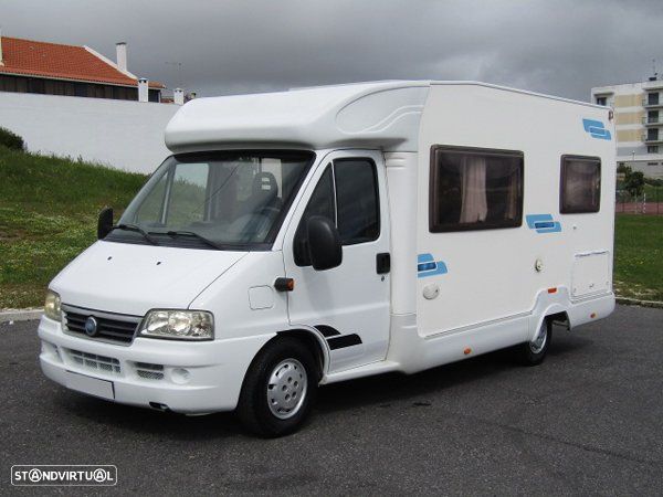 CI International Elliot Cama francesa e duche separado - 13