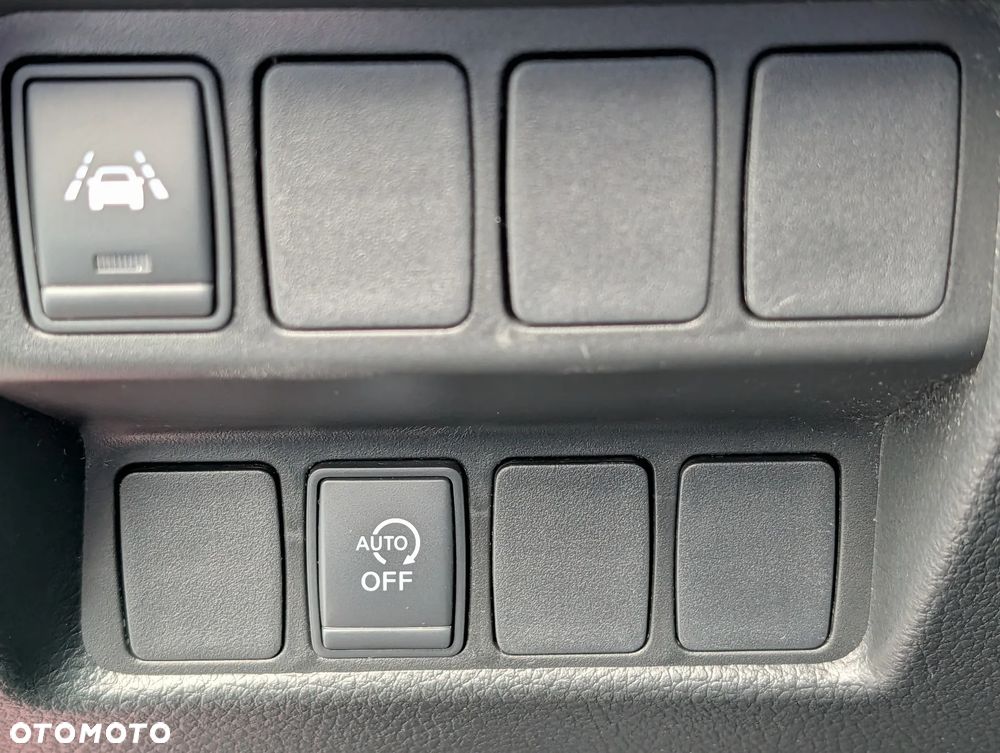 Nissan Qashqai 1.5 dCi N-CONNECTA - 33