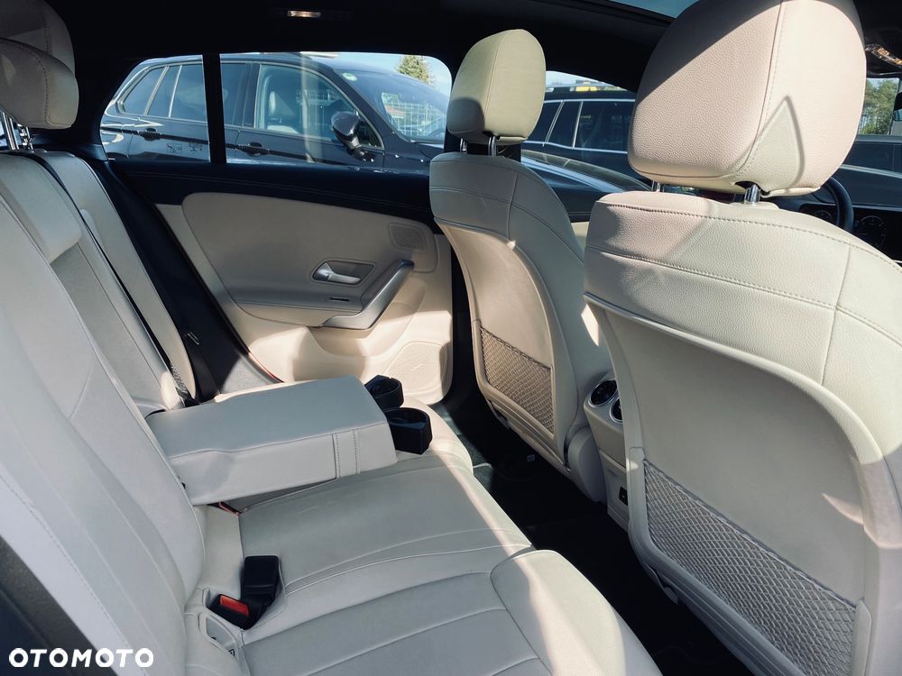 Mercedes-Benz CLA 200 d 8G-DCT Special Edition - 28